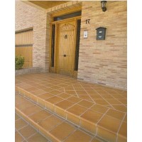 Peldaño para escaleras gres extrusionado 33x32